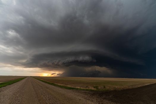 Prairie Storm Canada Summer time clouds warning