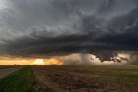 Prairie Storm Canada Summer time clouds warning