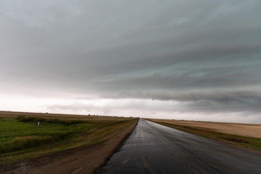 Prairie Storm Canada Summer time clouds warning