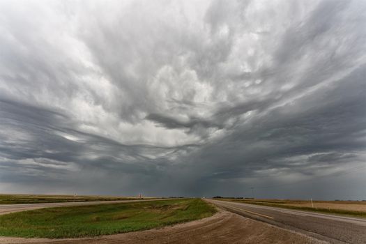 Prairie Storm Canada Summer time clouds warning