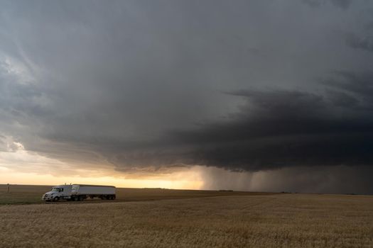 Prairie Storm Canada Summer time clouds warning