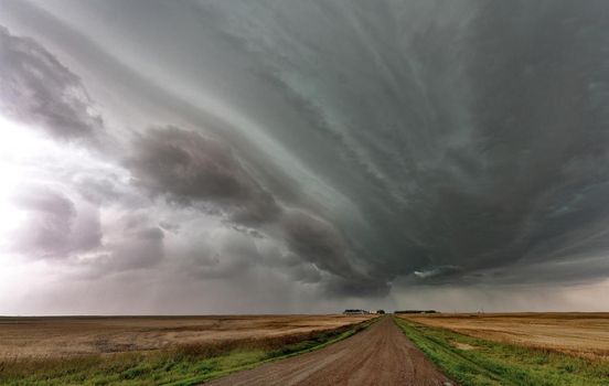 Prairie Storm Canada Summer time clouds warning