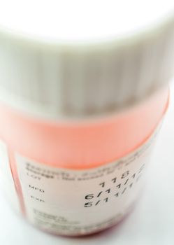 Expiry date printed at the side label of plastic medicine bottle