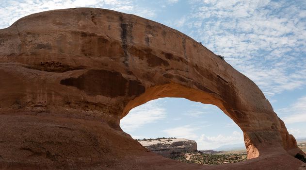 Utah panorama of huge natural arch at Arches Nationall Park