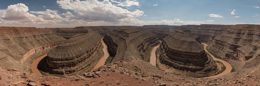Utah panorama of double horseshoe bend