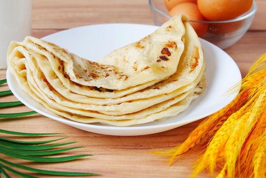 homemade roti chapati on table .,