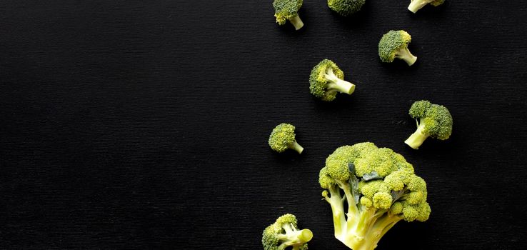 flat lay arrangement delicious fresh broccoli with copy space. Beautiful photo