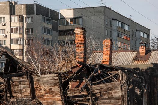 Old wooden house after the fire burned