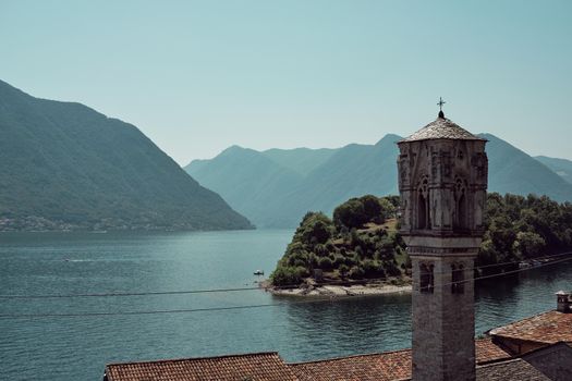 The Lake Como Greenway, also called Lario Greenway, is a panoramic trail about 10 km long that develops between the towns of Colonno