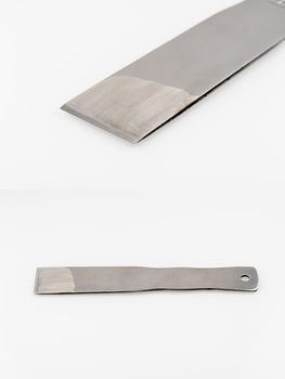 The knife for leather working