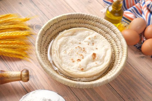 homemade roti chapati on table .,