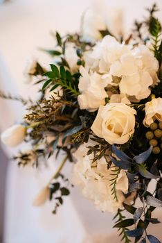 wedding decor with natural flowers and elements