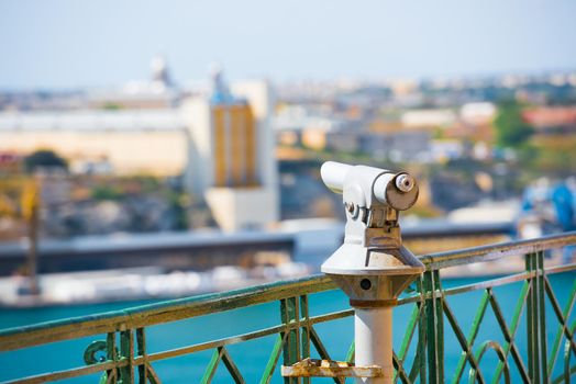 panoramic telescope for viewing distanced city attractions