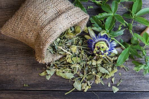 dried leaves of passiflora to drink sedative tea