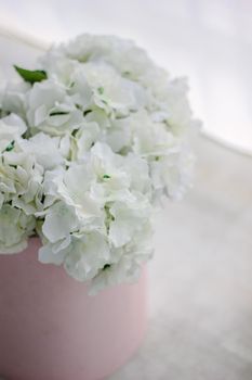 White flower bouquet over a table