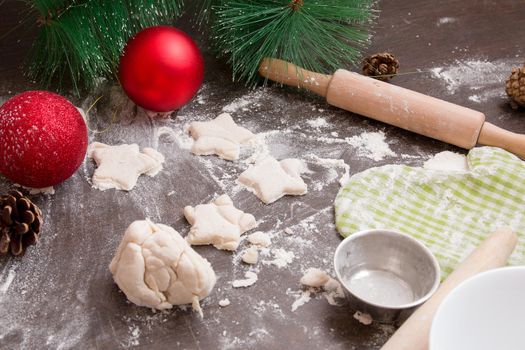 cooking christmas cookies, christmas tree toys, cooking utensils, star cookies