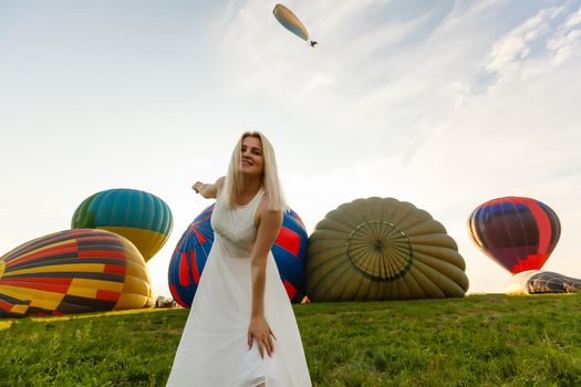 woman and a hot air balloon, summer