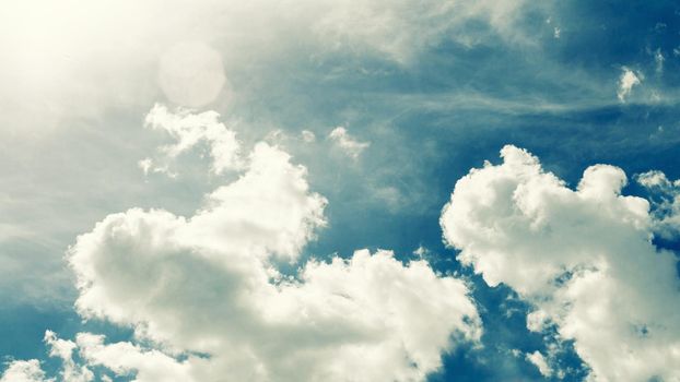 Incredibly wonderful lush cumulus clouds against a blue sky - Image