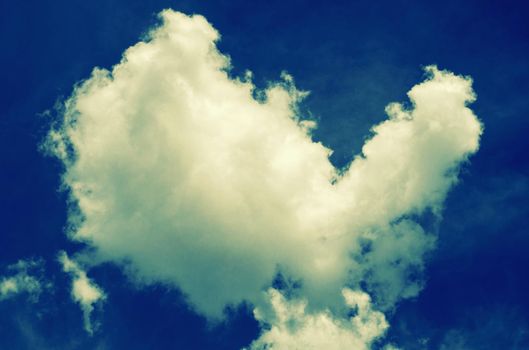 Incredibly wonderful lush cumulus clouds against a blue sky - Image