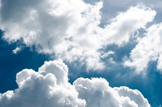 Incredibly wonderful lush cumulus clouds against a blue sky - Image