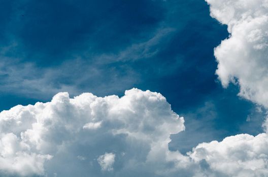Incredibly wonderful lush cumulus clouds against a blue sky - Image