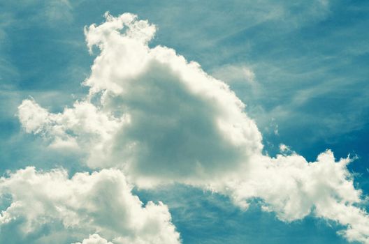 Incredibly wonderful lush cumulus clouds against a blue sky - Image
