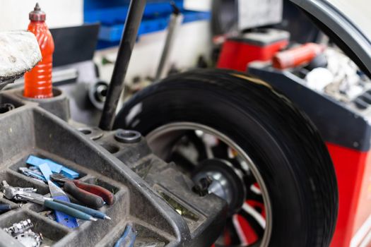Changing wheel on a car
