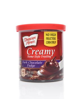 IRVINE, CALIFORNIA - AUGUST 14, 2019: A tub of Duncan Hines Dark Chocolate Fudge Creamy Home Style Frosting.