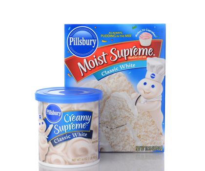IRVINE, CA - January 05, 2014: Pillsbury Moist Supreme Cake Mix and Frosting. One box of White Cake Mix and a can of ready to spread Creamy Supreme Classsic White Frosting.