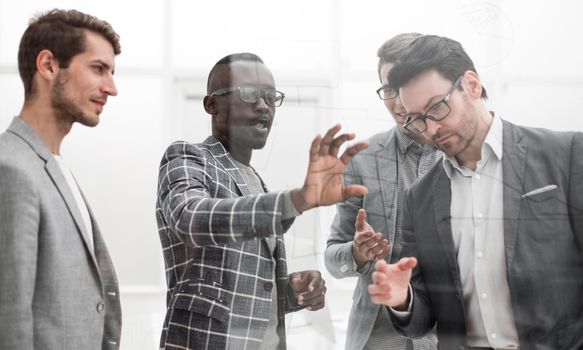 businessman makes a presentation for business partners. business concept