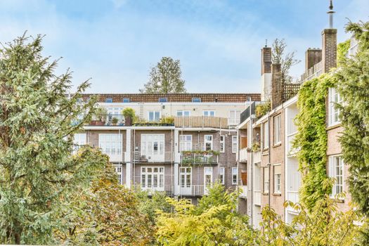 Mesmerizing street view with building and trees