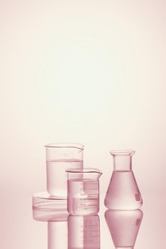 Assorted laboratory glassware equipment - Image