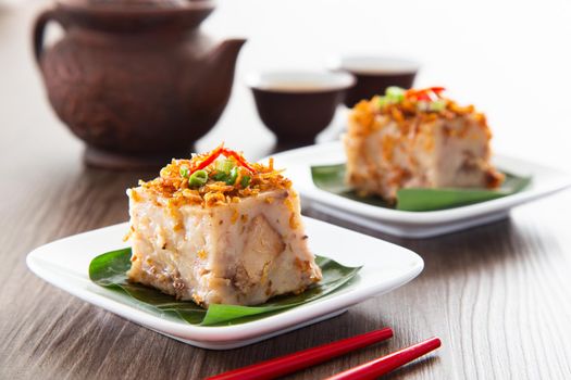 Steamed Yam Cake with Ground Deep-Fried Dried Shrimps Toppings