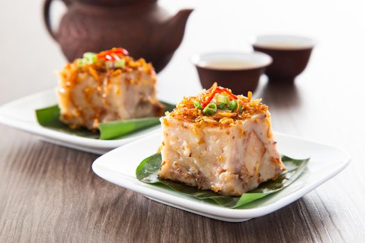 Steamed Yam Cake with Ground Deep-Fried Dried Shrimps Toppings