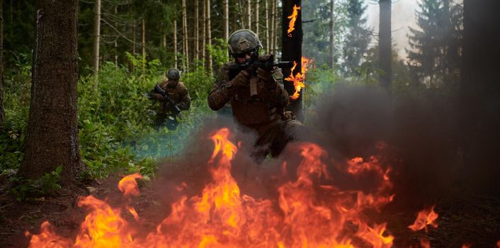 Modern warfare Soldiers  Squad Running as Team in Battle Formation