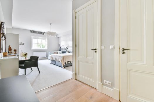 A short corridor leading to the bedroom