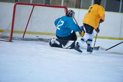 ice hockey sport players comptetition concpet