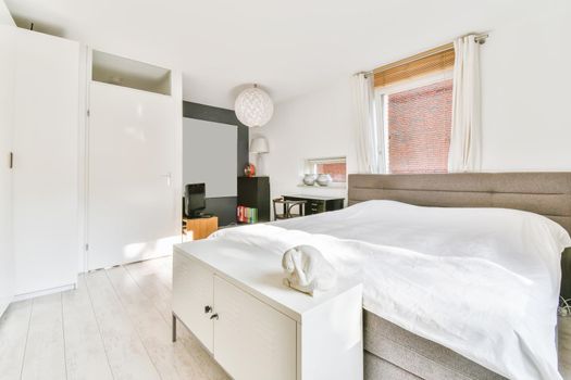 Double bedroom with soft and firm mattress