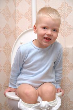 child on toilette