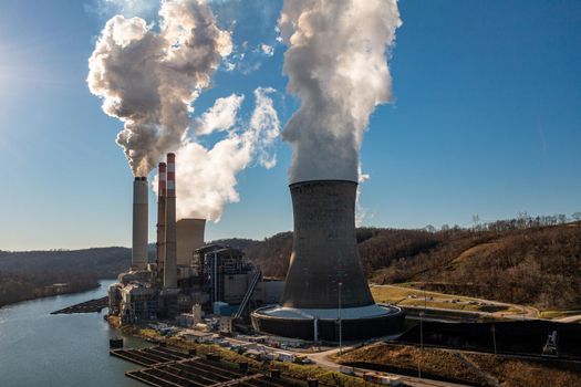 Aerial view of the coal powered electricity power station known as Fort Martin outside Morgantown, WV