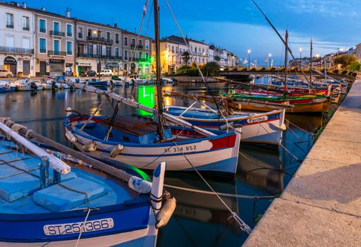 Sète is an important port city in the south-east of France, located in Occitanie. It is bordered by the Thau lagoon, a saltwater lagoon which is home to various animal species. Along a narrow isthmus, the Mediterranean coast of Sète is made up of sandy beaches.