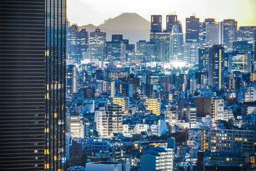 Sunra from Bunkyo Civic Center. Shooting Location: Tokyo metropolitan area