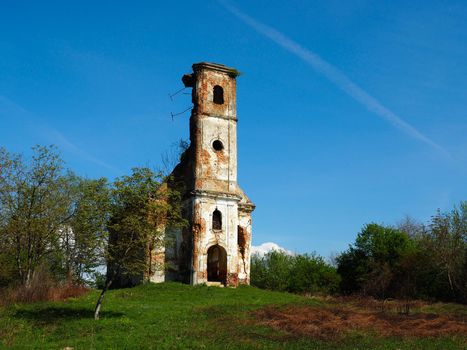 A church on a hill which was destroyed by the Balkan civil war.