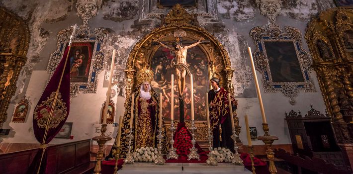 SEVILLE, ANDALUSIA, SPAIN, MAY, 25, 2017 : interiors  of  Santa maria Magdalena church, may 25, 2017, in Seville, andalusia, spain