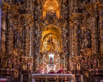 SEVILLE, ANDALUSIA, SPAIN, MAY, 25, 2017 : interiors  of  Santa maria Magdalena church, may 25, 2017, in Seville, andalusia, spain