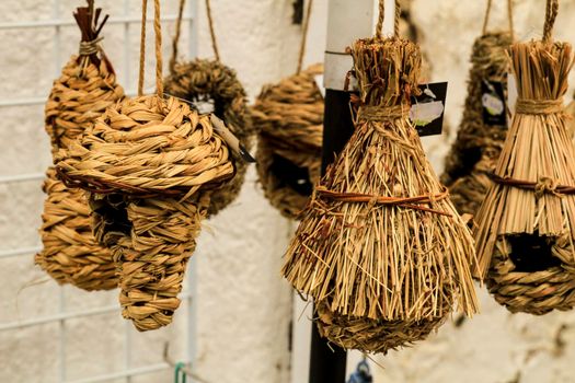 Birdhouses made by hand with esparto grass for sale