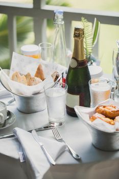 Morning breakfast of the bride on the wedding day at the villa.