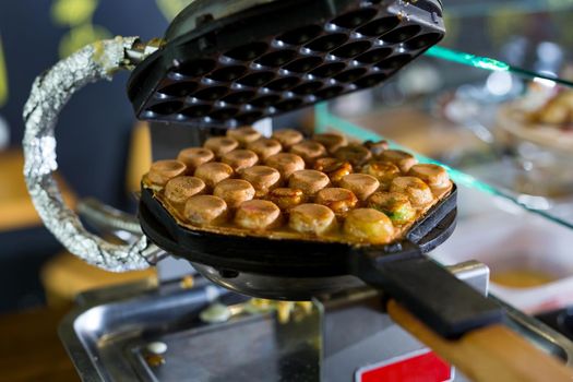 Machine made bubble waffle at shop, Hong Kong bubble waffle