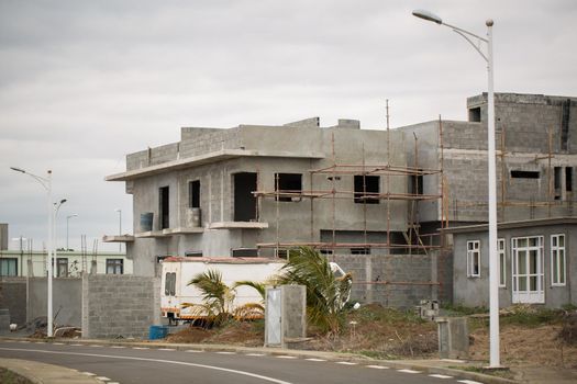 Metal scaffolding for the construction of the Villa.