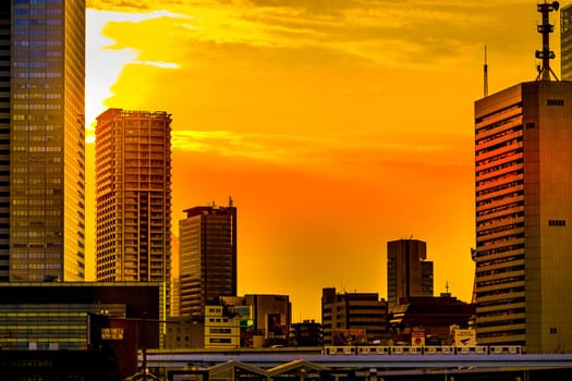 Town view and evening view of Tokyo seen from Tokyo Bay. Shooting Location: Minato-ku, Tokyo